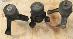Подушки двигателя на тойоту камри 40 за 15 000 тг. в Алматы