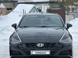 Hyundai Sonata 2020 годаfor11 000 000 тг. в Астана – фото 2