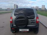 Chevrolet Niva 2011 года за 2 600 000 тг. в Астана – фото 4