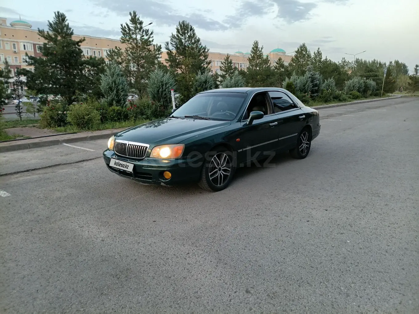 Hyundai Grandeur, 2001