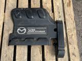 Декоративная крышка на двигатель Мазда трибут 3.0 за 10 000 тг. в Караганда