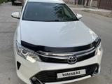 Toyota Camry 2016 года за 11 250 000 тг. в Алматы – фото 3