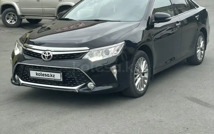 Toyota Camry 2017 года за 14 150 000 тг. в Караганда