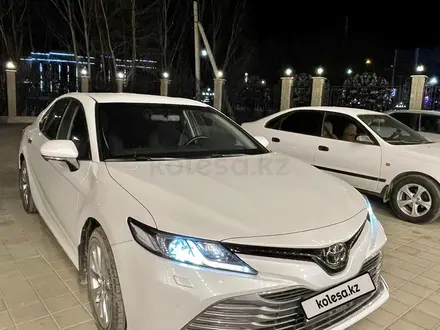 Toyota Camry 2018 года за 13 500 000 тг. в Кызылорда – фото 3