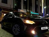 Toyota Camry 2015 года за 11 500 000 тг. в Актау – фото 2