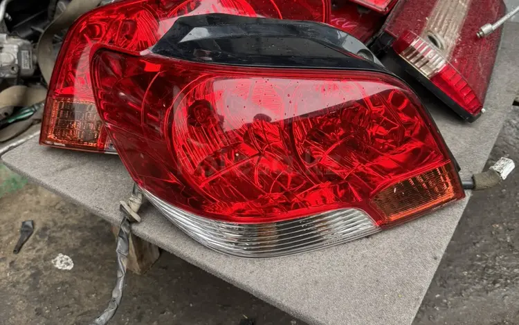 Задние фонари Mitsubishi Outlander 2005 за 60 000 тг. в Алматы