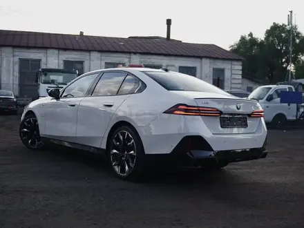 BMW 550 2023 года за 55 298 120 тг. в Алматы – фото 2