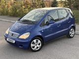 Mercedes-Benz A 160 2001 годаүшін2 099 990 тг. в Караганда – фото 3