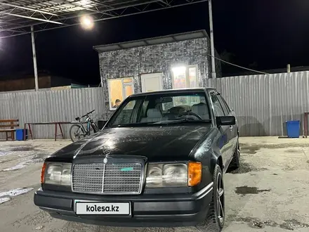 Mercedes-Benz E 260 1988 года за 1 700 000 тг. в Жаркент