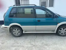 Mitsubishi RVR, 1995