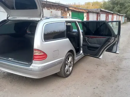 Mercedes-Benz E 240 2001 года за 6 500 000 тг. в Усть-Каменогорск – фото 29