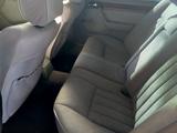 Mercedes-Benz E 220 1995 года за 1 800 000 тг. в Абай (Келесский р-н) – фото 3
