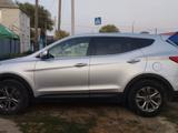 Hyundai Santa Fe 2015 года за 7 500 000 тг. в Уральск – фото 5