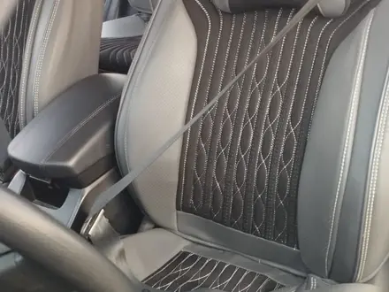 Hyundai Santa Fe 2015 года за 7 500 000 тг. в Уральск – фото 9