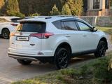 Toyota RAV4 2017 годаүшін11 500 000 тг. в Алматы – фото 5
