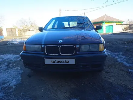 BMW 316 1994 года за 2 600 000 тг. в Семей
