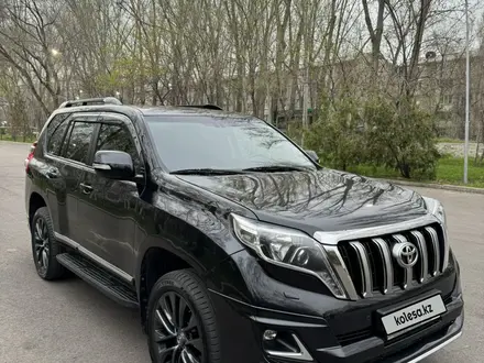 Toyota Land Cruiser Prado 2015 года за 20 900 000 тг. в Алматы – фото 3