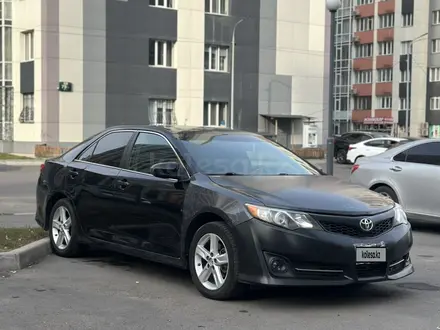 Toyota Camry 2014 года за 4 600 000 тг. в Алматы – фото 2