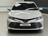 Toyota Camry 2019 года за 15 900 000 тг. в Кордай – фото 2