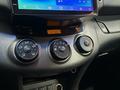 Toyota RAV4 2010 года за 7 241 000 тг. в Алматы – фото 27