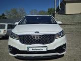 Kia Carnival 2017 года за 16 000 000 тг. в Актобе