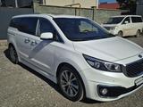 Kia Carnival 2017 года за 16 000 000 тг. в Актобе – фото 3