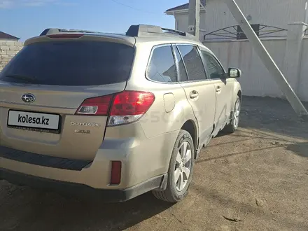 Subaru Outback 2011 года за 5 742 960 тг. в Актау – фото 2
