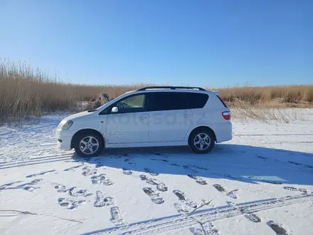 Toyota Ipsum 2003 года за 3 000 000 тг. в Атырау – фото 4
