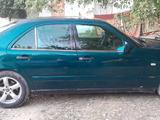 Mercedes-Benz E 230 1998 годаfor2 250 000 тг. в Жанакорган
