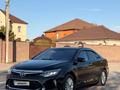 Toyota Camry 2015 года за 12 000 000 тг. в Актобе – фото 3