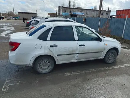 ВАЗ (Lada) Granta 2190 2013 года за 1 400 000 тг. в Семей – фото 6