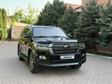 Toyota Land Cruiser 2018 года за 37 000 000 тг. в Алматы – фото 4
