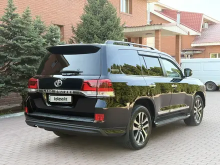 Toyota Land Cruiser 2018 года за 37 000 000 тг. в Алматы – фото 12