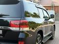 Toyota Land Cruiser 2018 года за 37 000 000 тг. в Алматы – фото 13