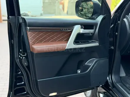 Toyota Land Cruiser 2018 года за 37 000 000 тг. в Алматы – фото 15