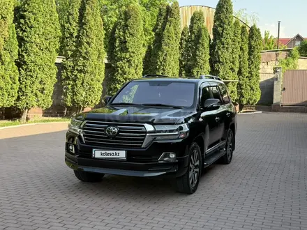 Toyota Land Cruiser 2018 года за 37 000 000 тг. в Алматы – фото 2