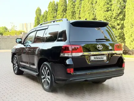 Toyota Land Cruiser 2018 года за 37 000 000 тг. в Алматы – фото 9
