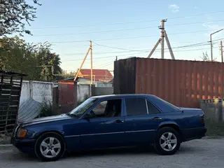 Mercedes-Benz E 260
