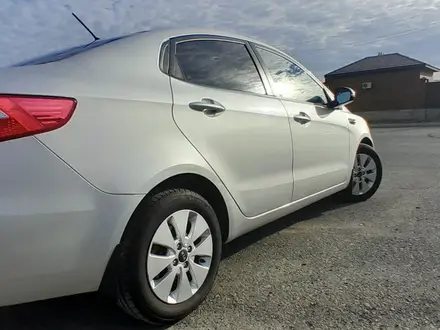 Kia Rio 2015 года за 5 100 000 тг. в Атырау – фото 7