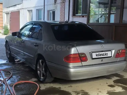 Mercedes-Benz E 280 1996 года за 1 400 000 тг. в Кызылорда – фото 6