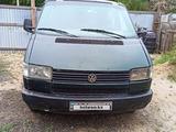 Volkswagen Caravelle 1993 годаfor1 200 000 тг. в Павлодар