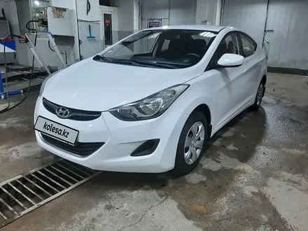 Hyundai Elantra 2013 года за 4 880 000 тг. в Актобе – фото 2