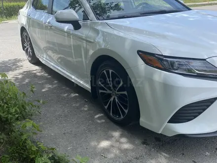 Toyota Camry 2019 года за 12 300 000 тг. в Шымкент – фото 7