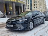 Toyota Camry 2018 годаүшін14 300 000 тг. в Астана – фото 2