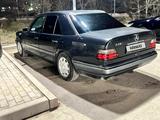 Mercedes-Benz E 280 1995 года за 3 500 000 тг. в Караганда – фото 2