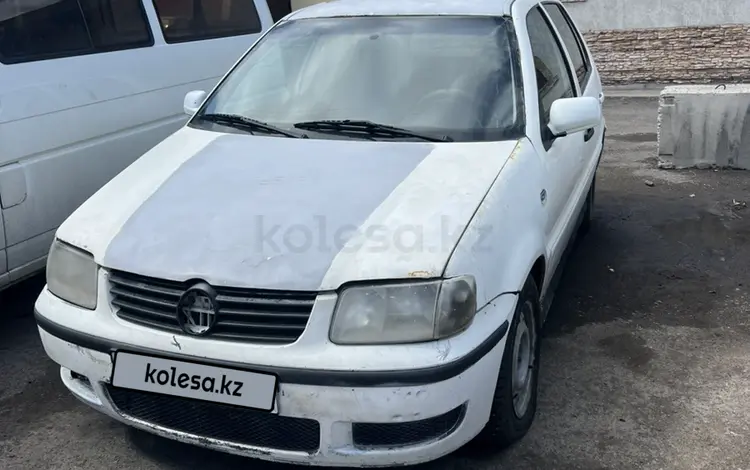 Volkswagen Polo 2001 года за 500 000 тг. в Астана