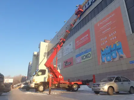 Автовышка 28 метров вышка подъемник телескопический АГП кобра в Петропавловск