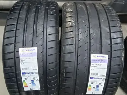 Michelin pilot sport 4S 255/35 R21 V 295/30 R21 за 300 000 тг. в Алматы