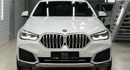 BMW X6 2019 года за 37 400 000 тг. в Астана – фото 2