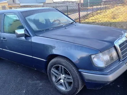 Mercedes-Benz E 200 1989 года за 1 000 000 тг. в Шымкент